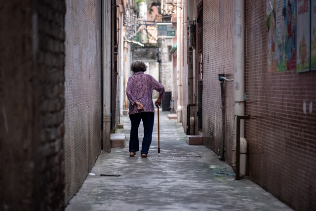 86岁奶奶为什么吃老鼠药 (86岁老人食老鼠药)