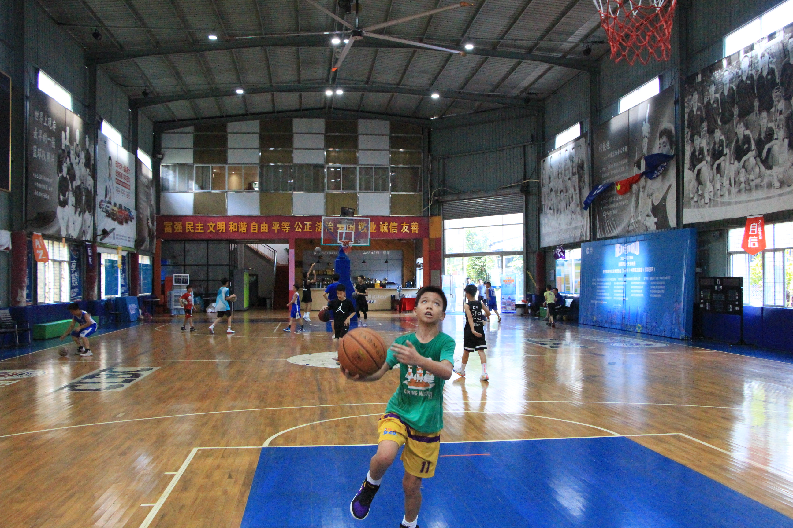 顶峰小球员专访8|雷圣杰：篮球是成长中最好的教育