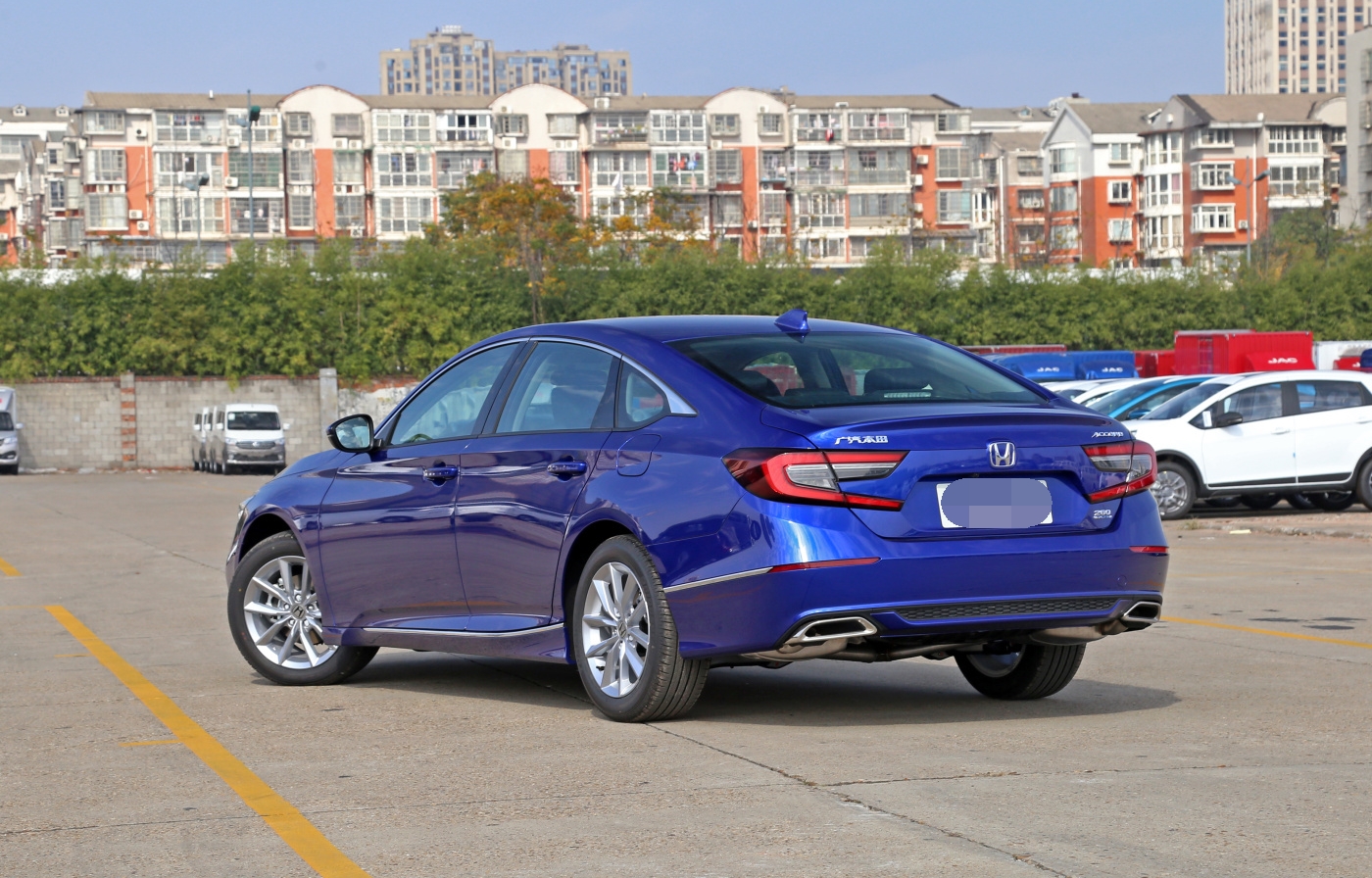 6代雅阁2.3的优点与缺点,只说缺点本田凌派