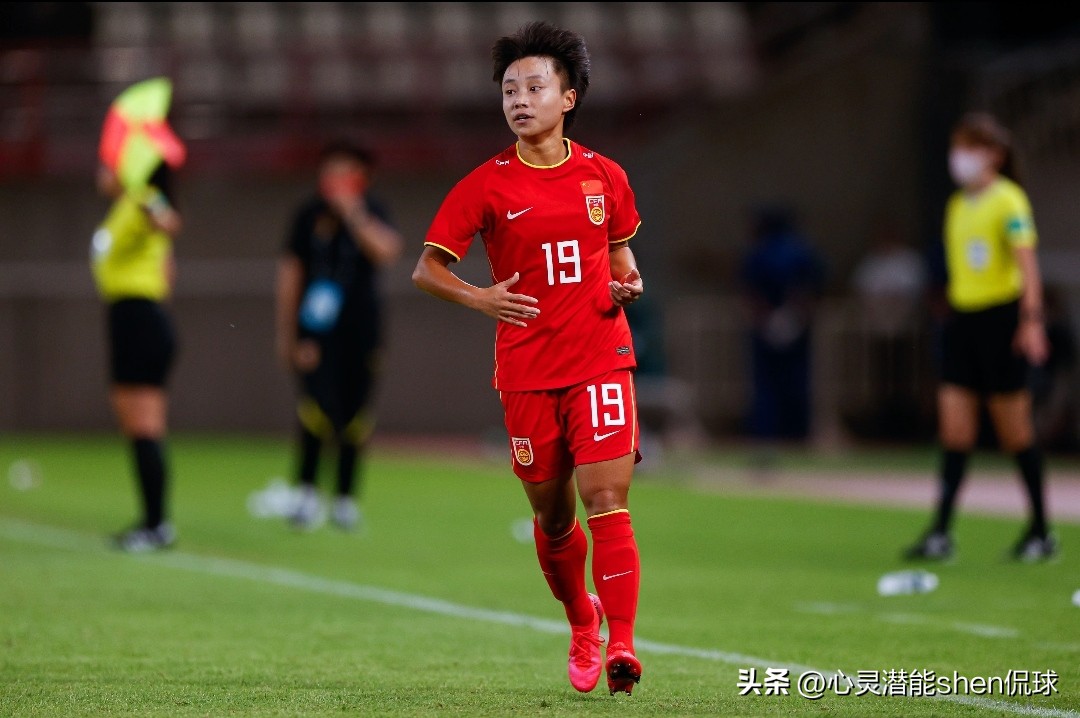 中国女足0-1惨败,中国女足0:3惨败日本