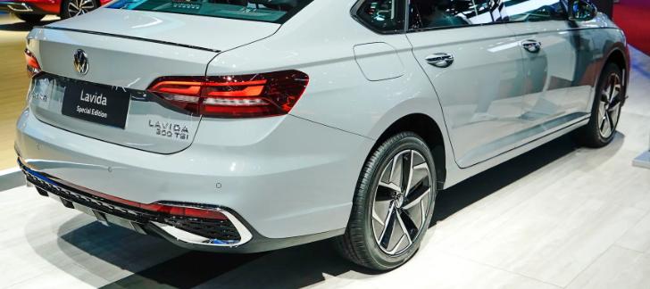 实测2017款朗逸1.6油耗,朗逸新锐7.99万油耗