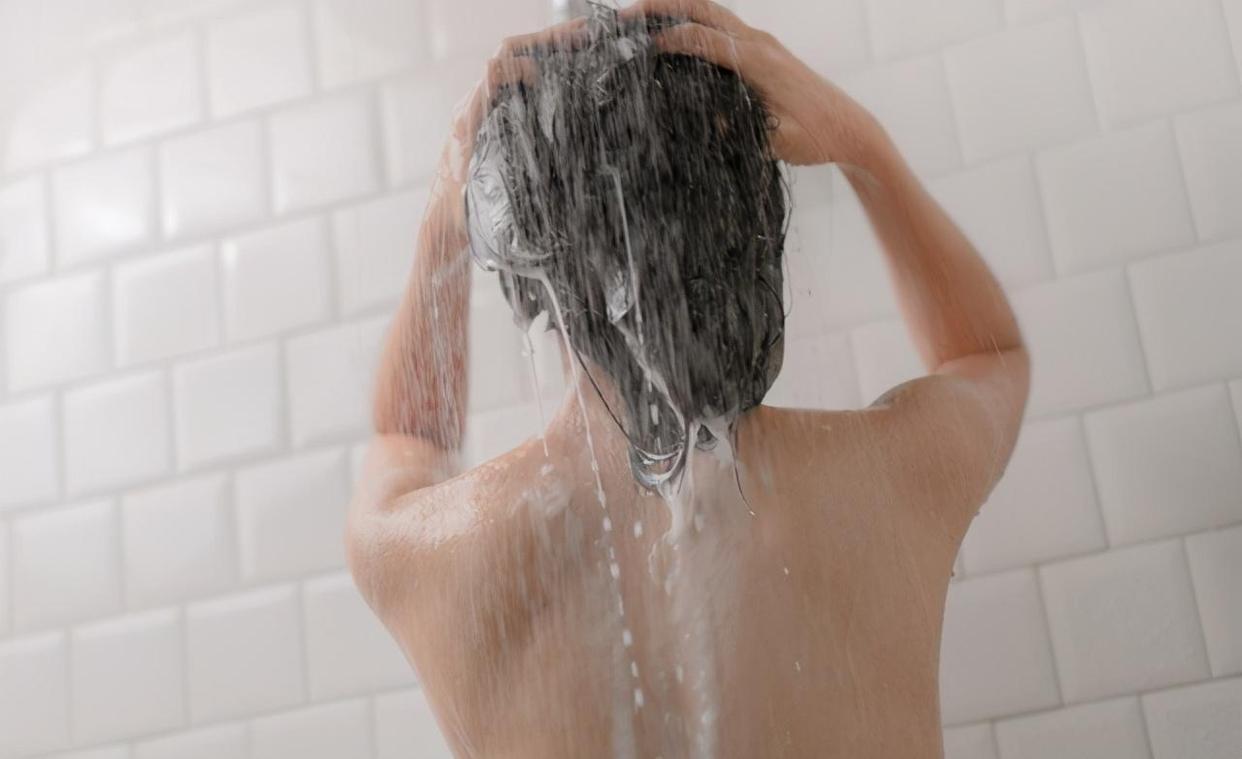 女生洗澡时也会站着尿尿吗?别不好意思,先了解一下是好是坏