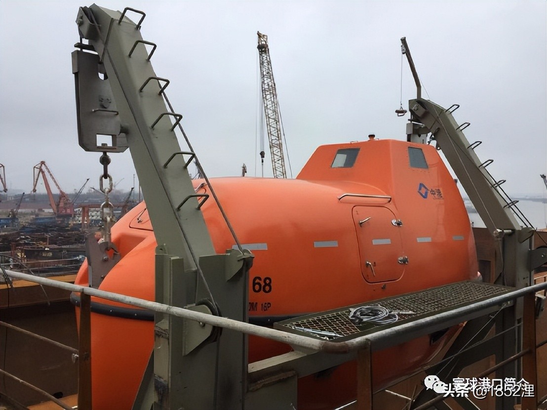 开敞式船舶救生艇释放步骤,重力式救生艇施放程度及注意事项