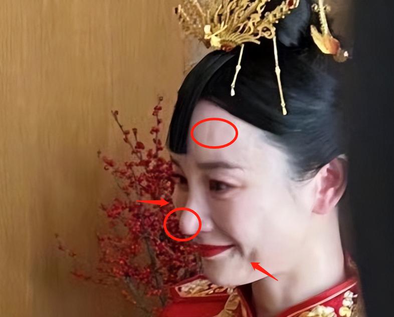 完美女神根本不存在！死皮、黑头、痘痘、毛孔…怼脸暴露真实颜值