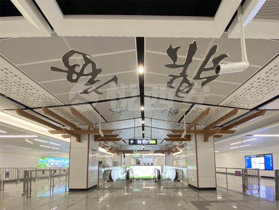 强烈推荐打卡西安网红地,西安网红墙拍照攻略