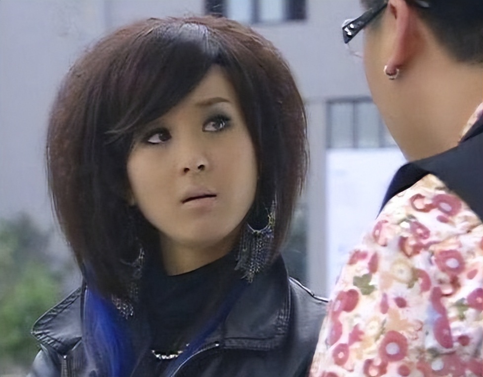 何炅和赵丽颖到底是什么关系,何炅和赵丽颖关系大揭秘