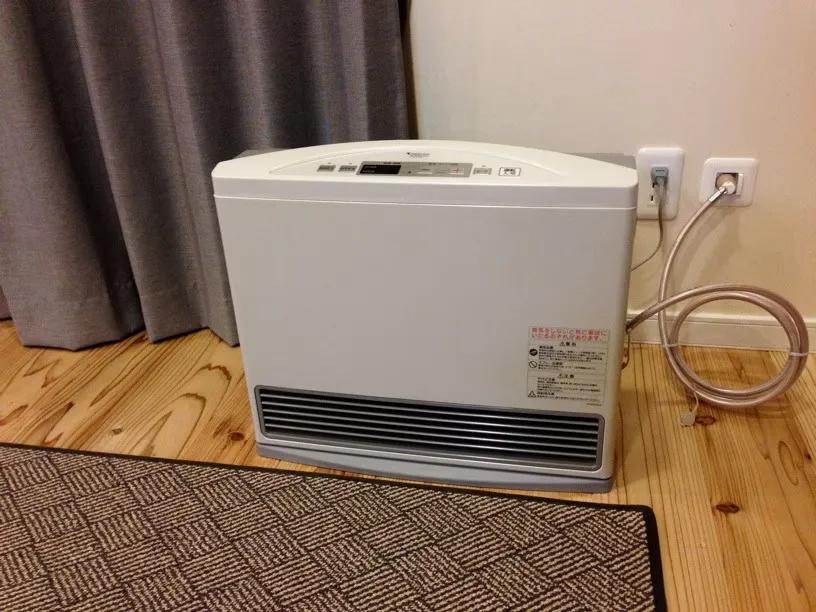 在日本东京地区冬季靠什么取暖，我家用的是煤油炉