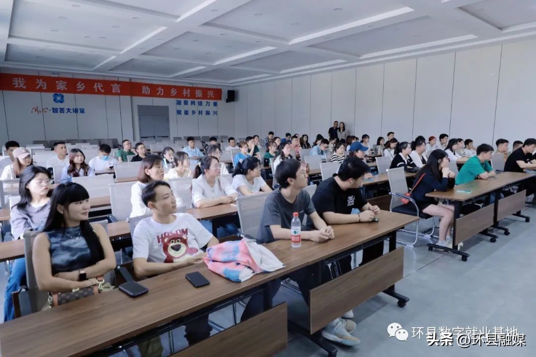 澶╃尗瓒呭競瀹㈡湇鎷涜仒鏄浣曟嫑鑱樼殑,璇氳仒澶╃尗瀹㈡湇