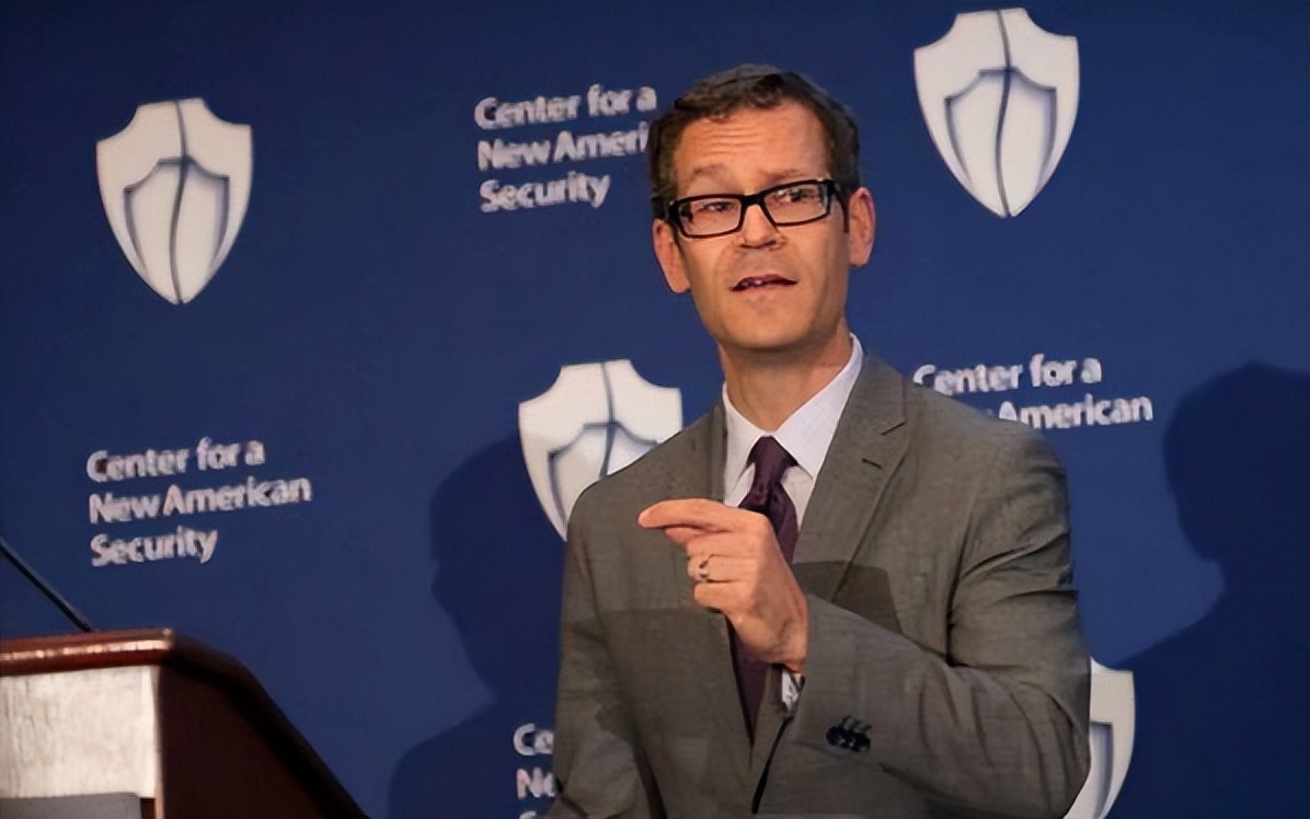 解放军航母去了趟关岛，五角大楼改变调门，力劝白宫避免美中冲突