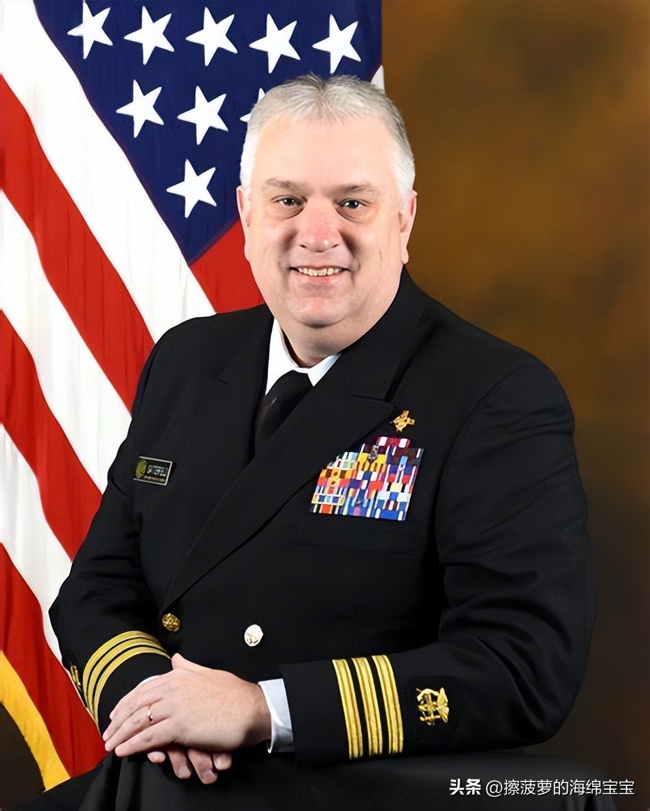 美国公共卫生服务军官团有多少人,美国医务兵地位