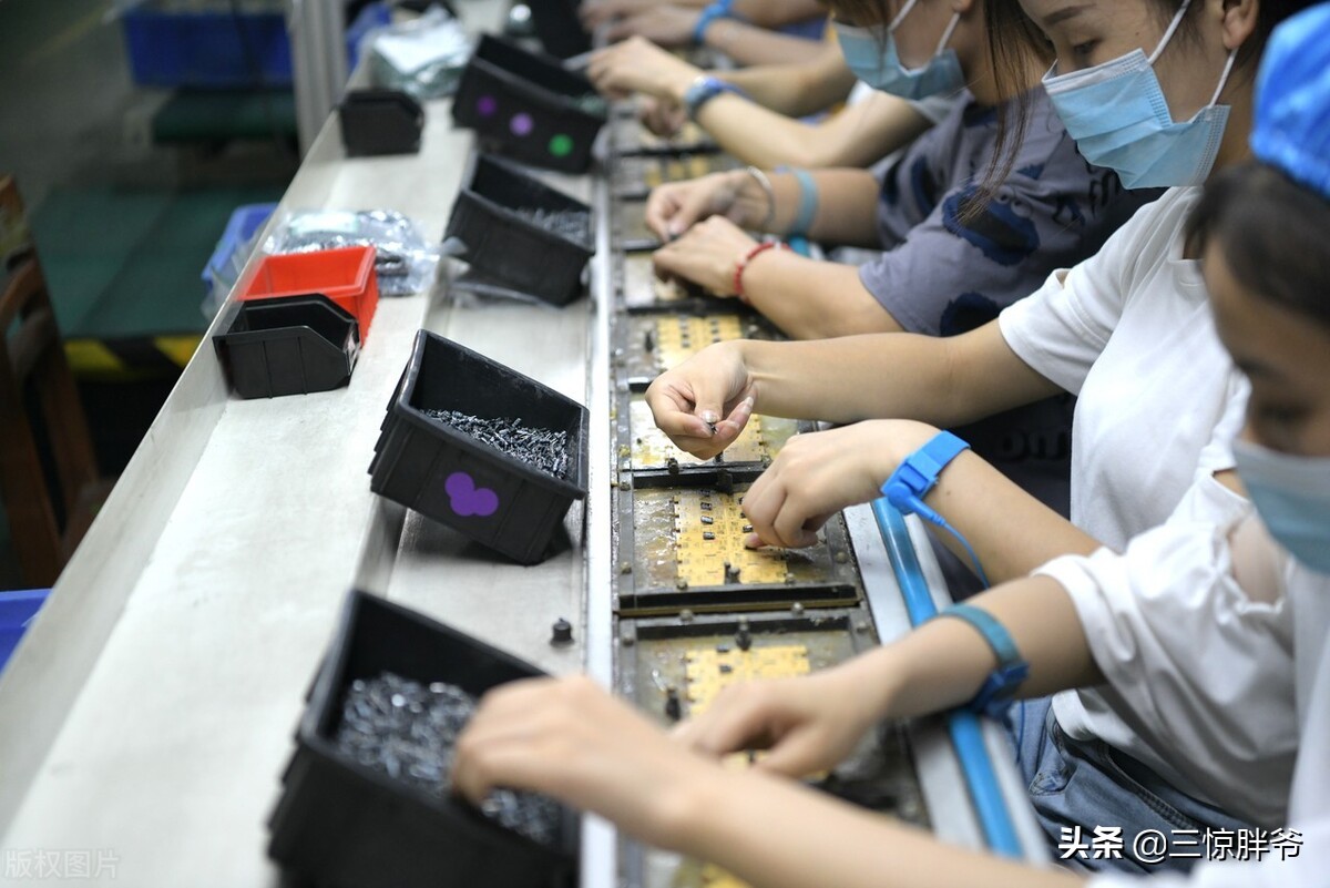 8090后南下广东回忆,80后在广东漂泊的故事