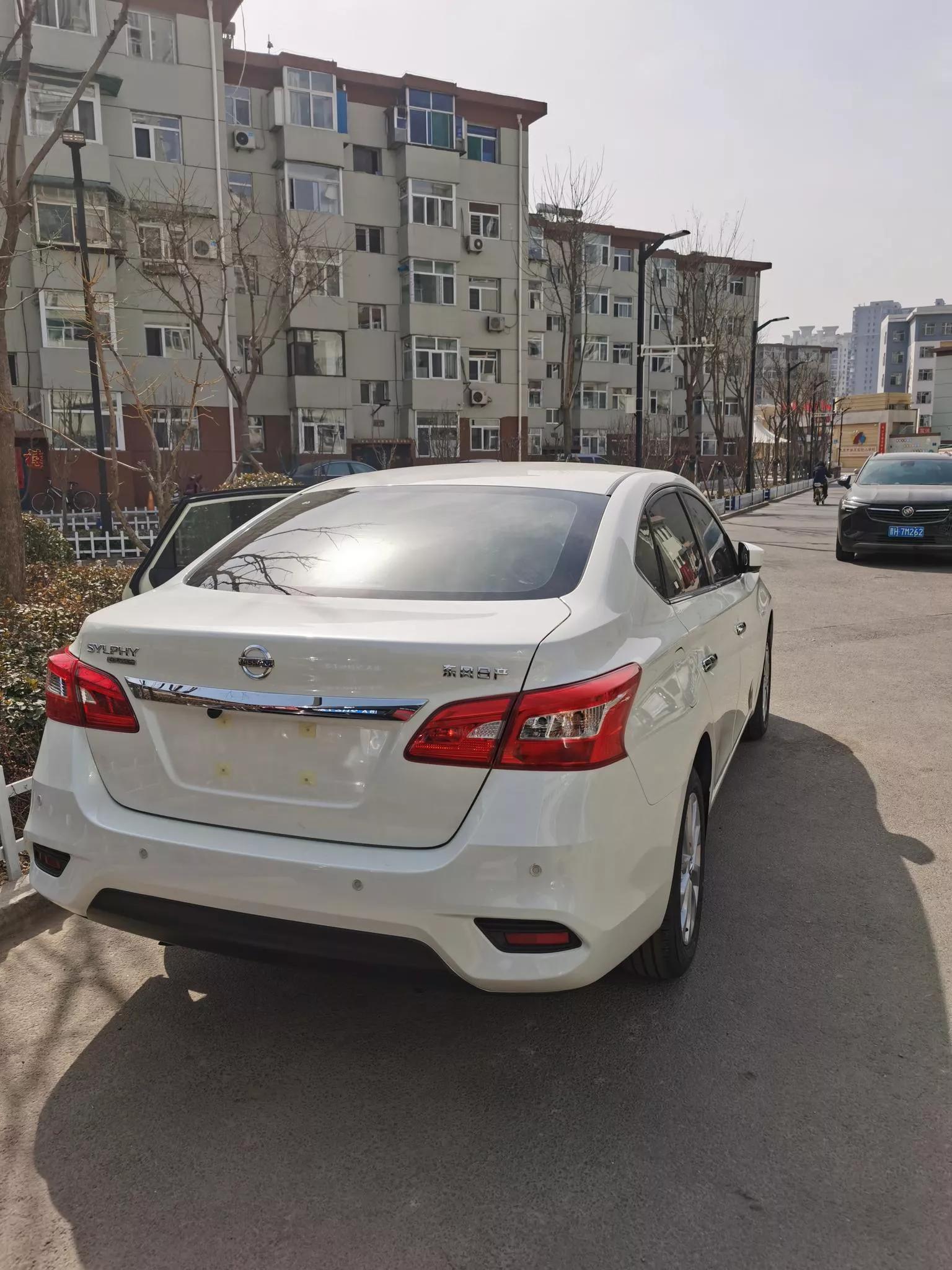 2022款轩逸真实用车感受,日产经典轩逸2022款图片