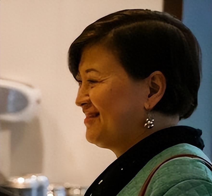 袁立所有视频大全,袁立央视记者