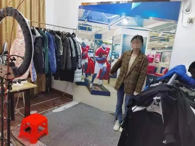 鎵撳亣涓嶆315杩樻湁365澶╃殑瀹堟姢 (315缃戣鎵撳亣鎶ラ亾)