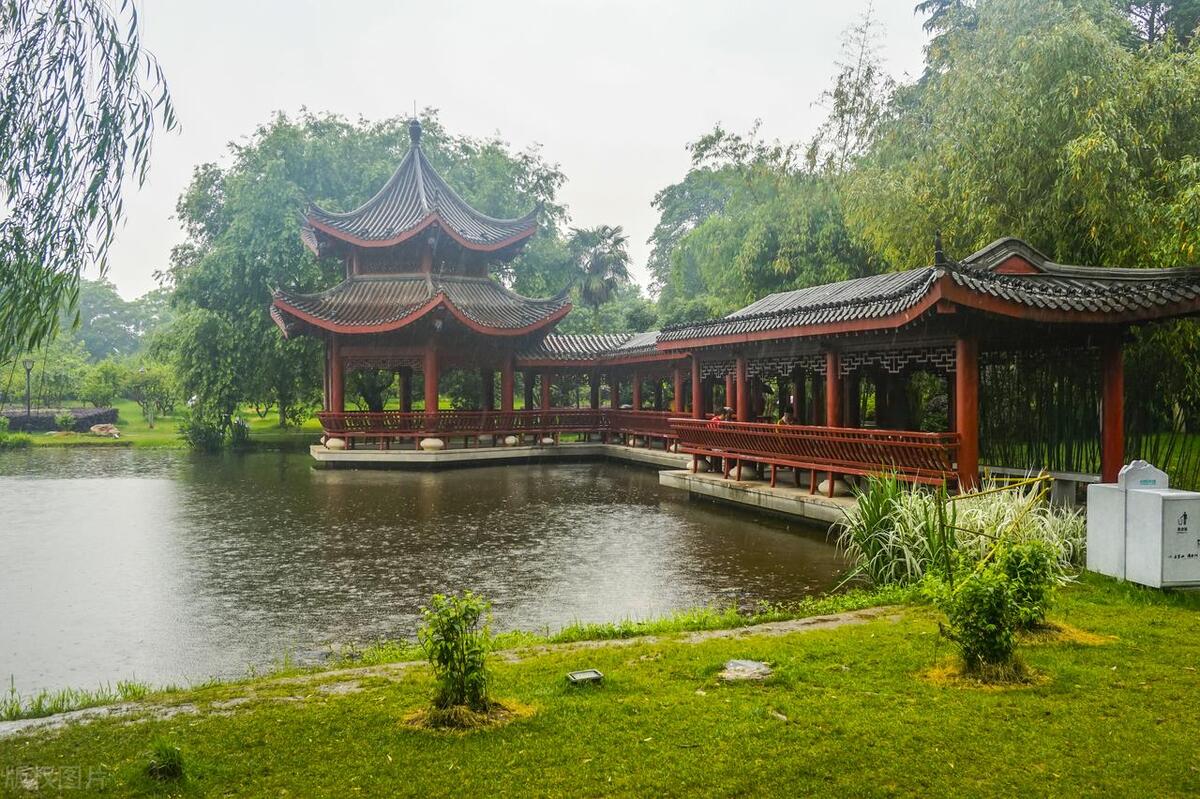 长沙旅游必去的景点有哪些,长沙有什么值得推荐的旅游景点