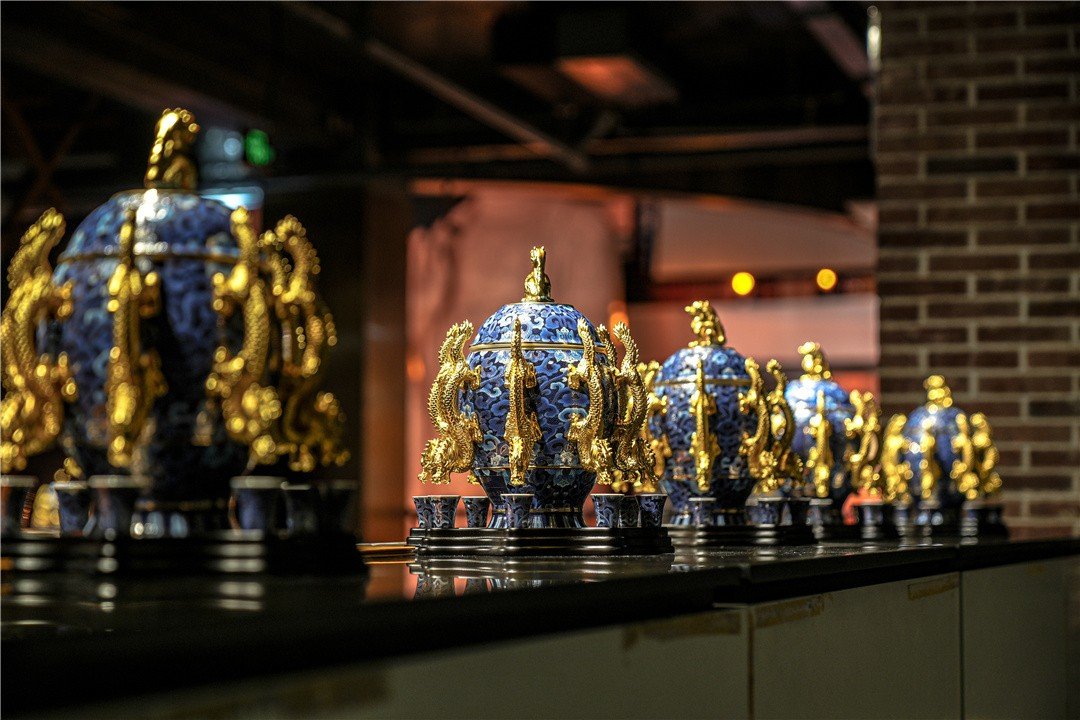 千年重器创新复原，盛世九龙樽新品首发：万茗堂再出“新王牌”