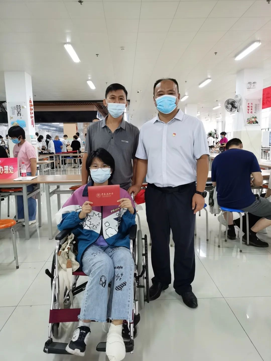 济南高一学生报到,济南中学东校区新高一报到