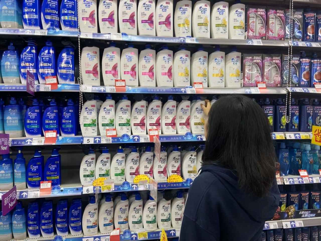 去超市有什么值得买的洗发水,去超市买洗发水红黑榜