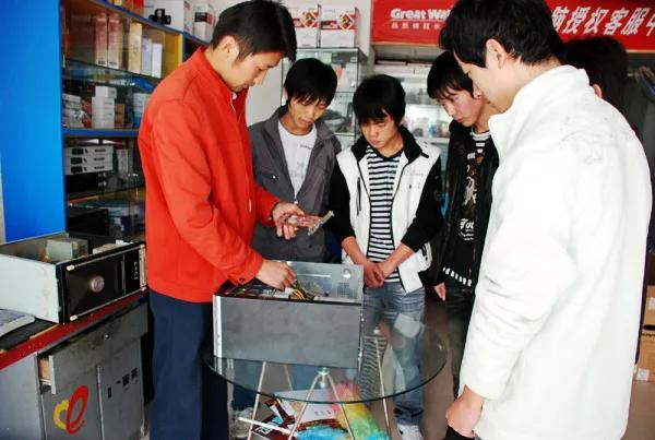 月薪过万四个行业用工荒,就业难与招工难并存到底难在哪