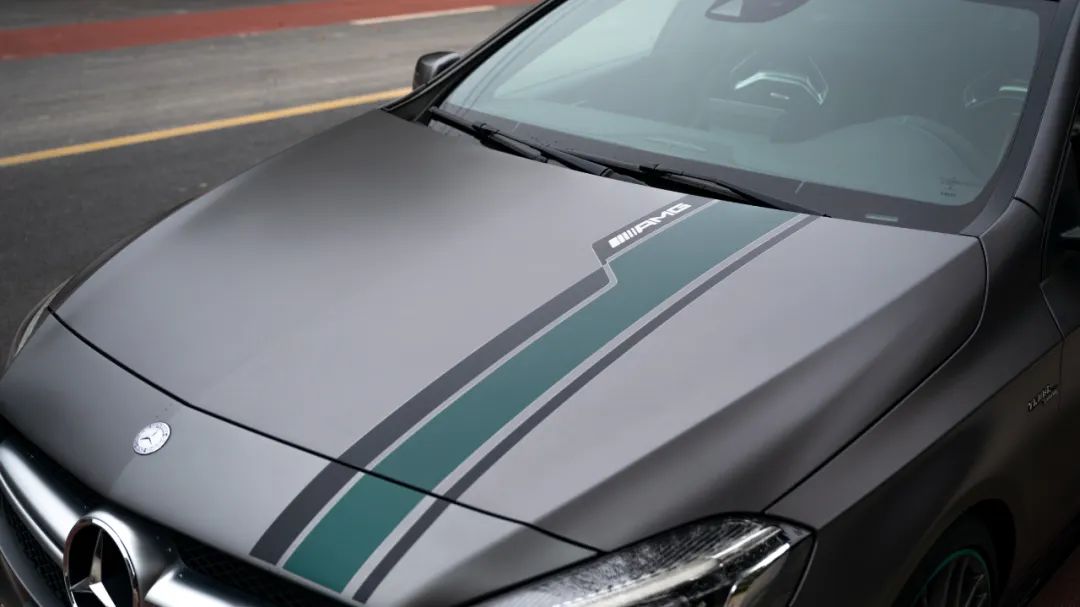 amg车队衣服,amg车队的衣服