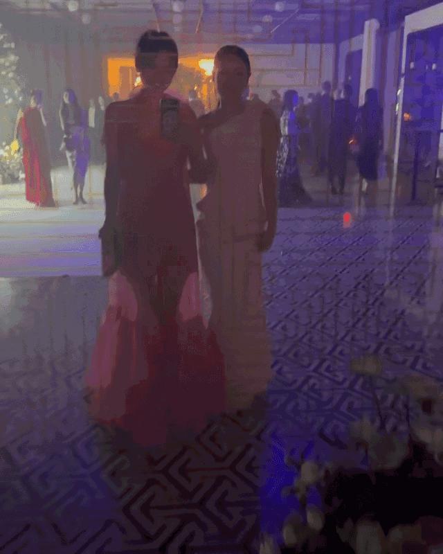 郭晶晶张曼玉合影,郭晶晶巩俐同框穿搭