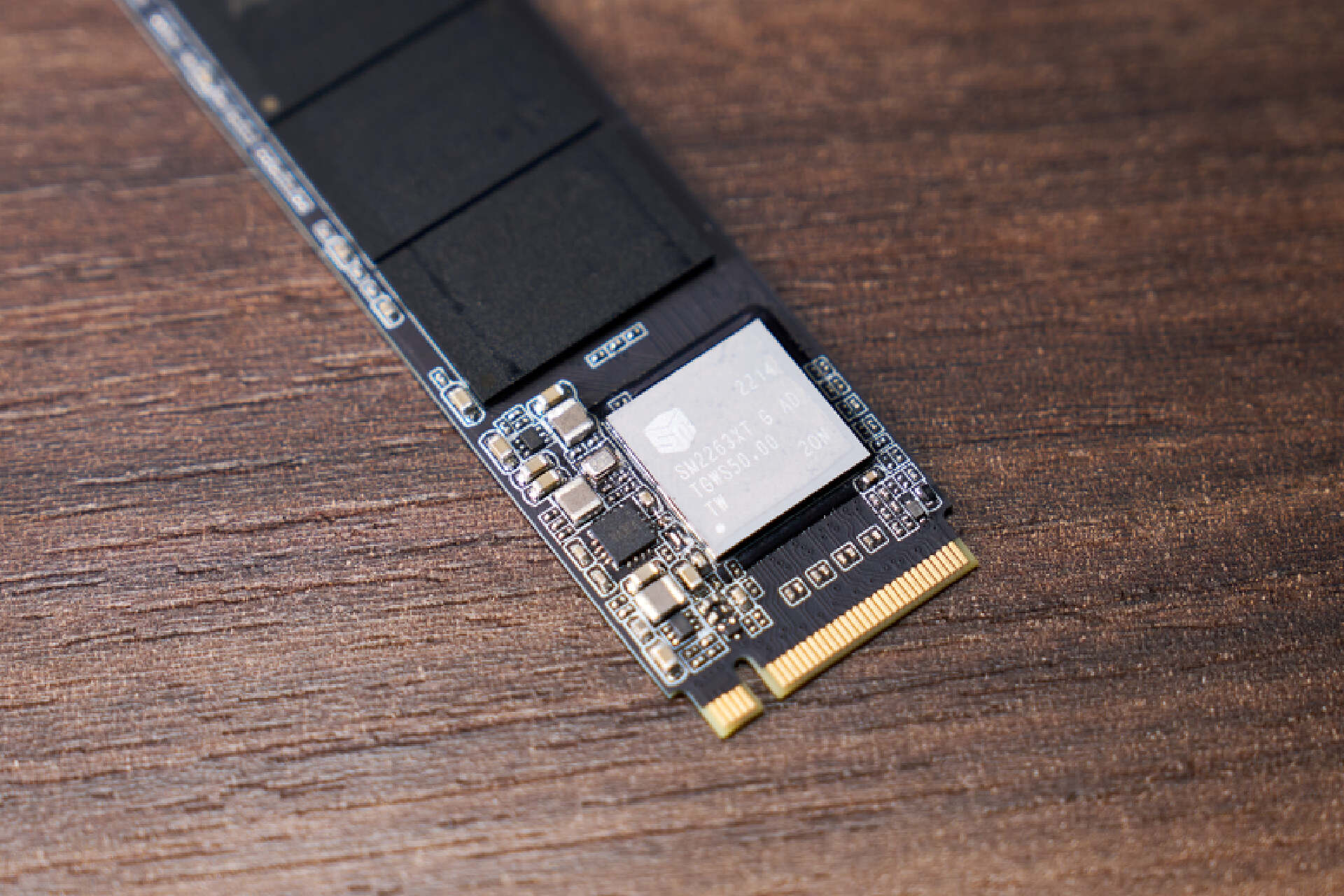 华硕天选x2023台式机改装,华硕天选x2023台式加硬盘