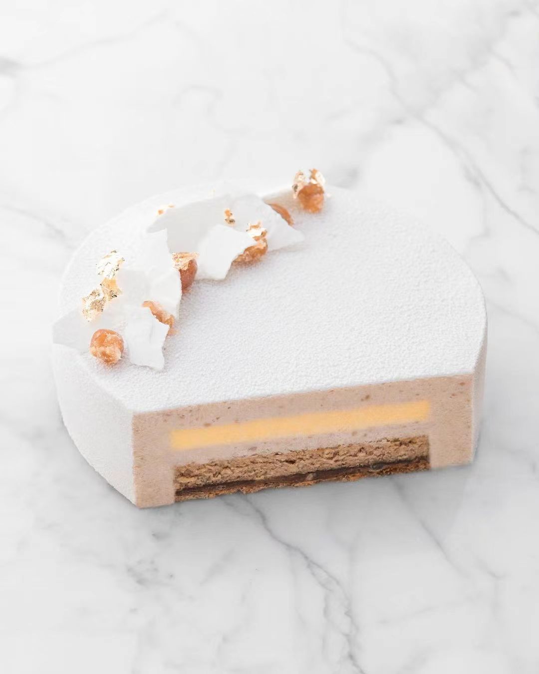 蛋糕切面,蛋糕两层夹心切面图片