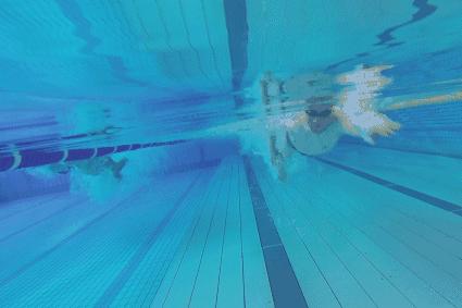 耳朵游泳进水了怎么办,游泳耳朵进水像堵了一层膜听不清