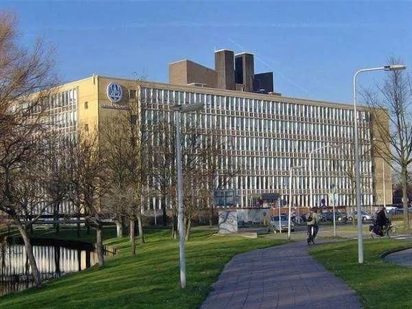 荷兰研究生留学条件及费用,荷兰研究生留学条件及费用最新