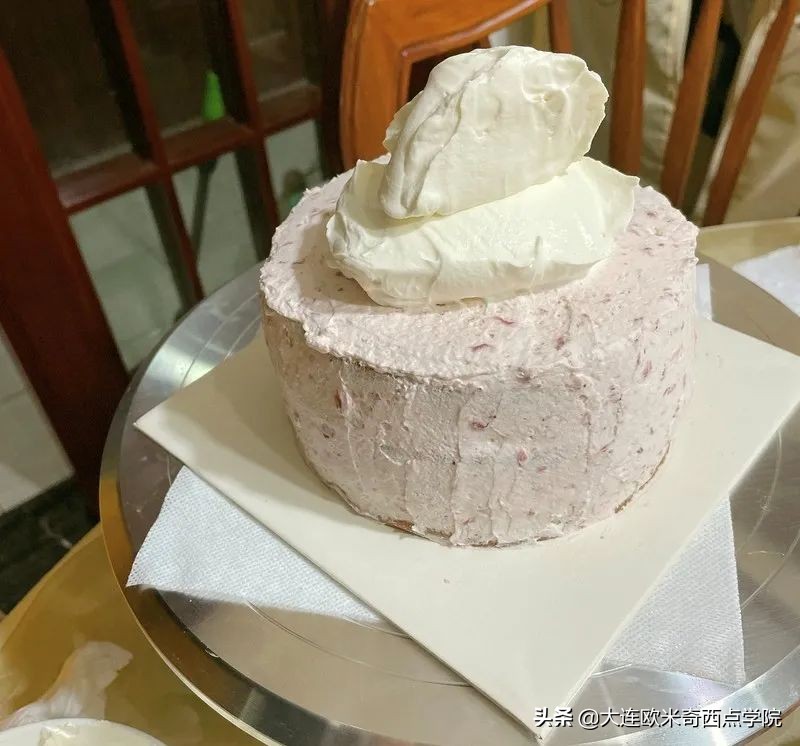 做巧克力蛋糕和草莓蛋糕,草莓巧克力熔岩蛋糕做法