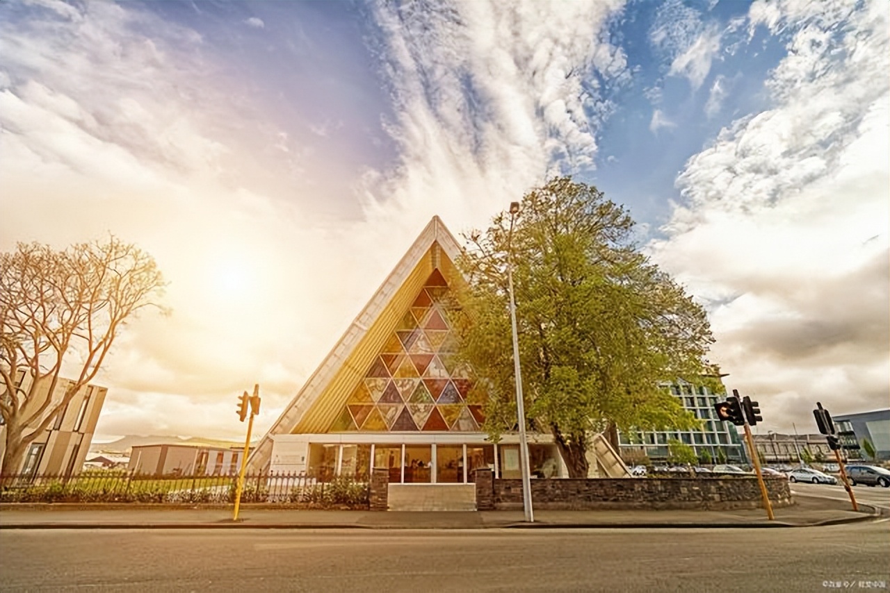 阿尔卑斯山三大北壁,世界地图上有阿尔卑斯山吗