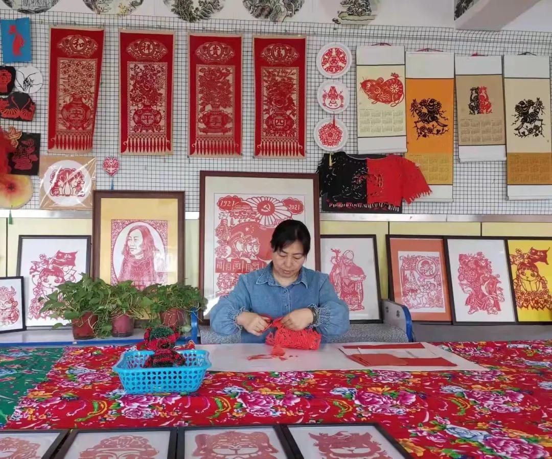 重视艺体教育促进全面发展,注重美育教育的学校