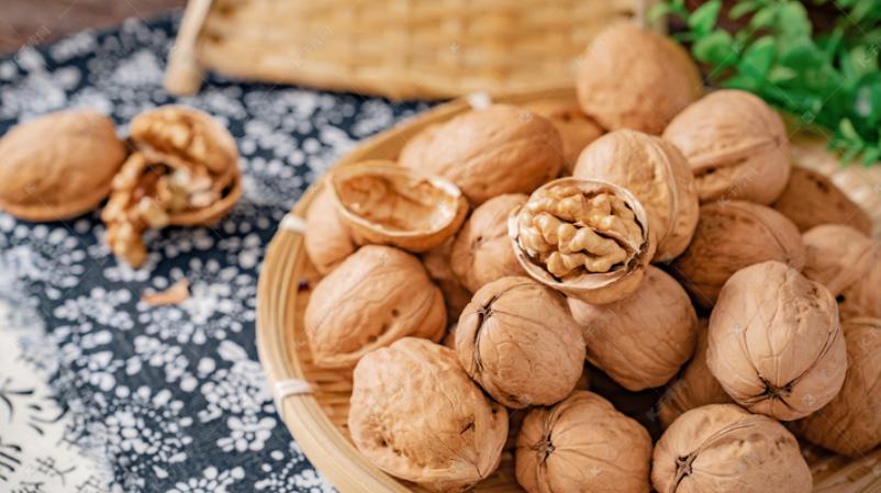 核桃对心血管的功效与作用,一天两个核桃对血管有好处吗
