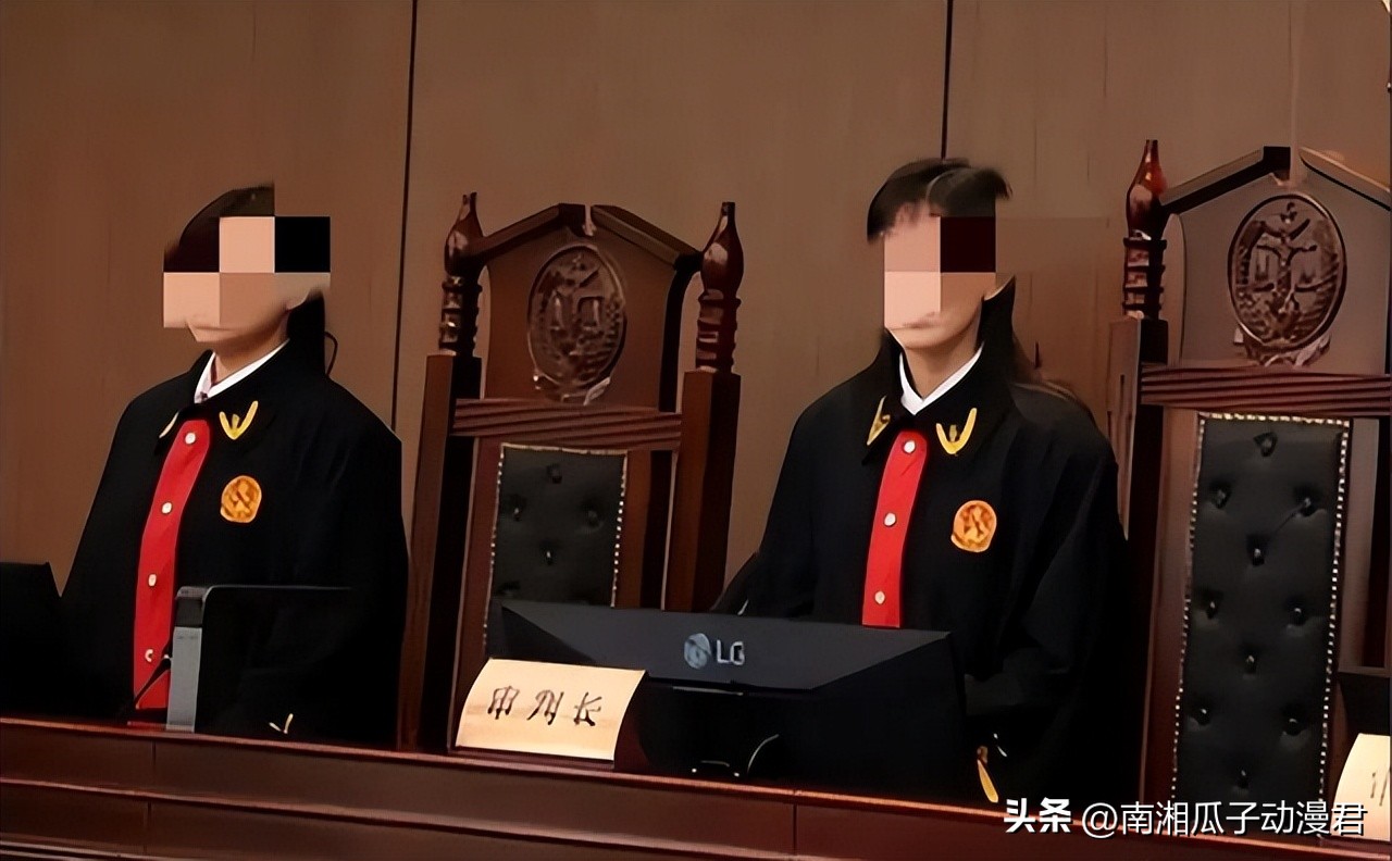 男子长得太帅,被三名女子强行灌醉性侵,报警后拘留15天罚款800