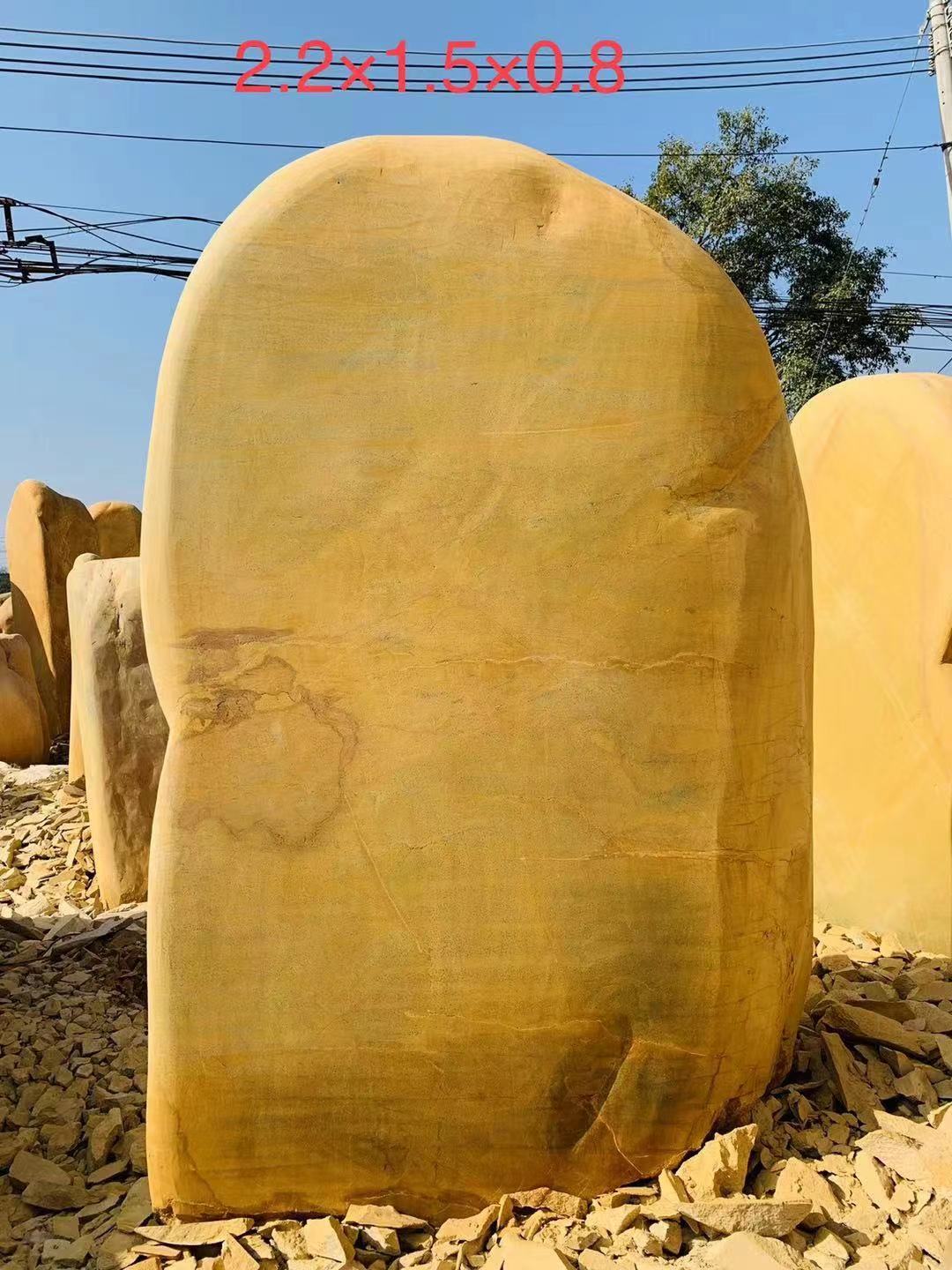 透明的黄蜡石价值多少钱一克,黄蜡石的价值分地区吗