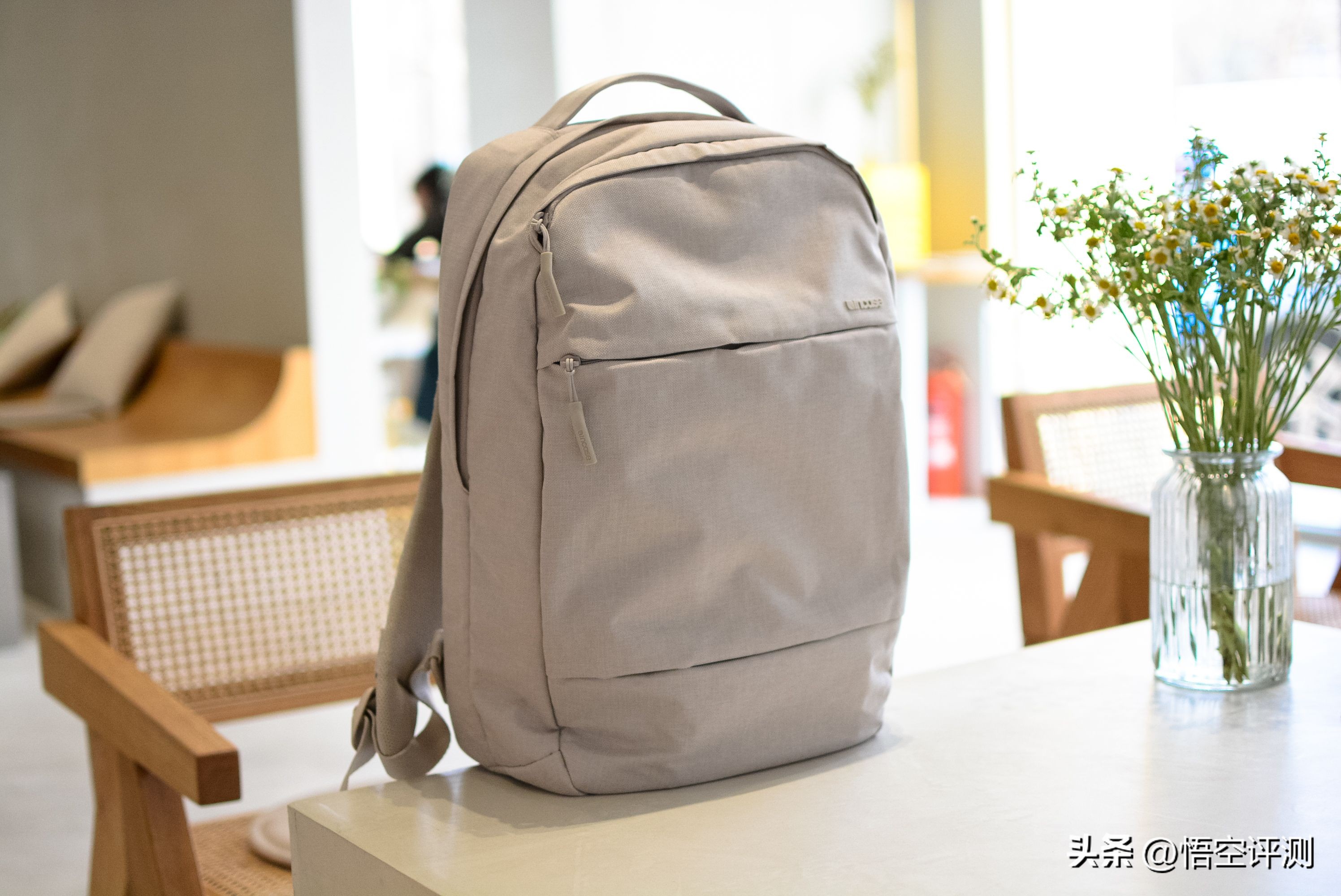 多格收纳旅行背包,多格收纳双肩包