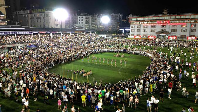 国足和贵州村超真的比过么,中超降薪引热议谁能拯救中国男足