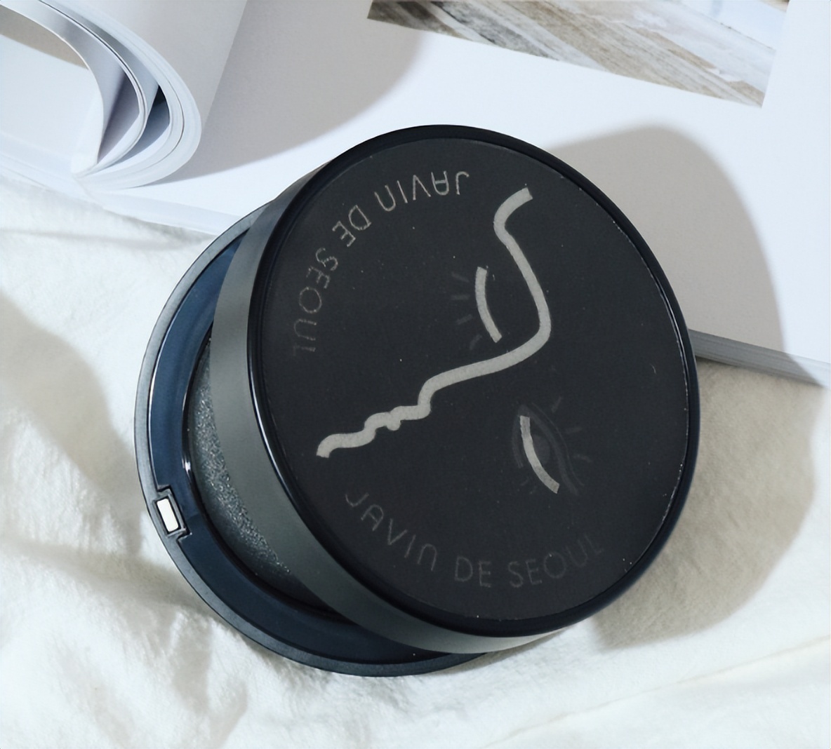 希芸流光无瑕粉底液遮毛孔吗,持久遮瑕粉底液希芸