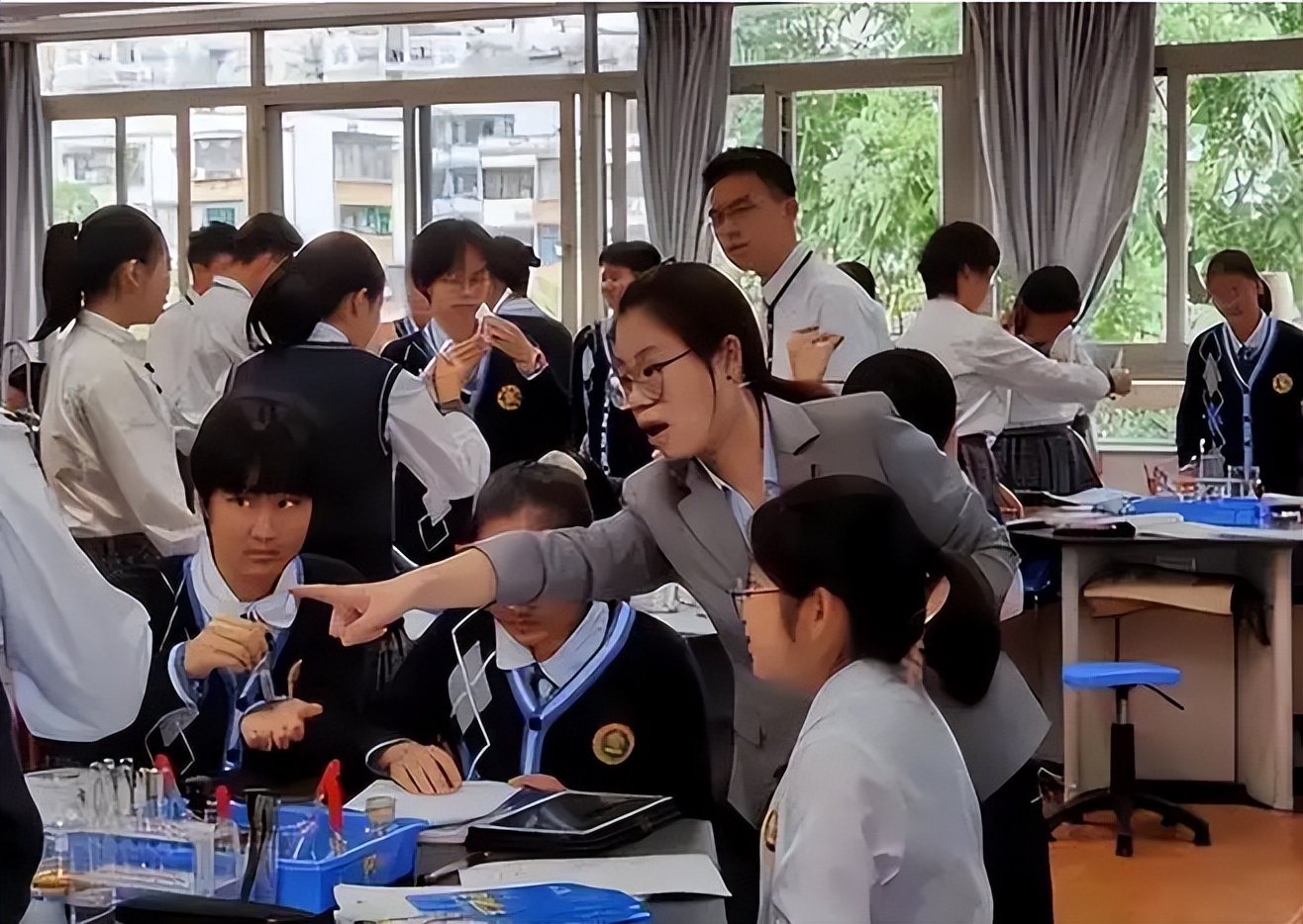 大学最好就业专业排名前十的专业,大学专业就业排名十大热门专业