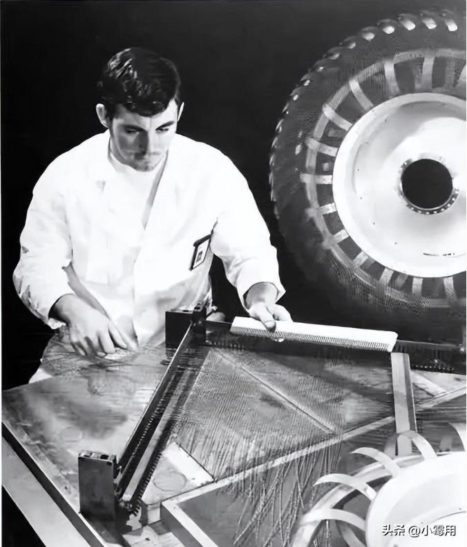 美国阿波罗登月到底是真是假,阿波罗登月的月球车是谁造的