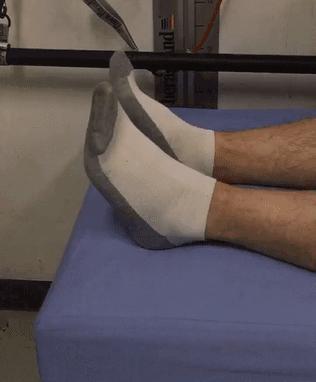 脚踝足内翻可以恢复吗,后天足内翻走路姿势