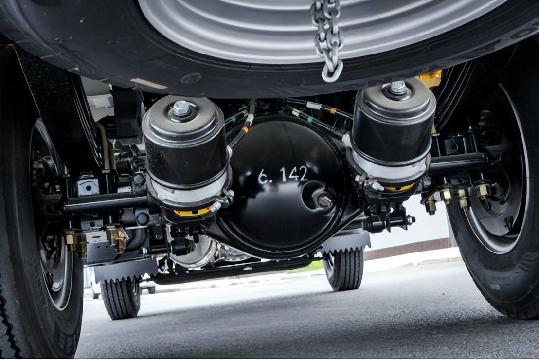 庆铃铃咖2.0轻卡油耗多少,庆铃铃咖2.0l中体轻卡价格