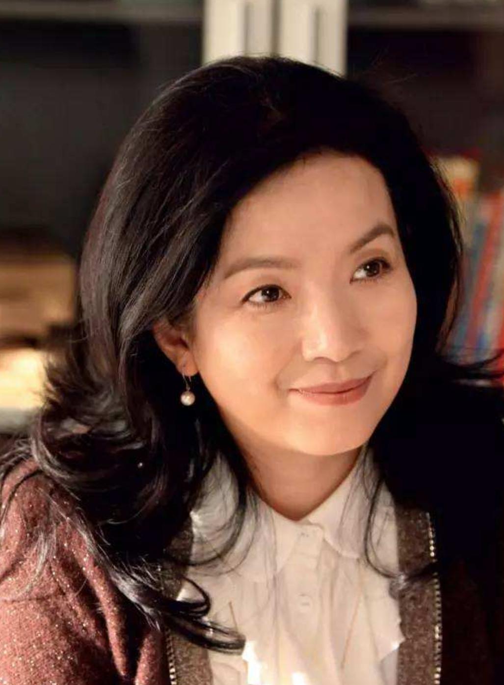 吕丽萍二婚丈夫照片,吕丽萍前后有三任丈夫