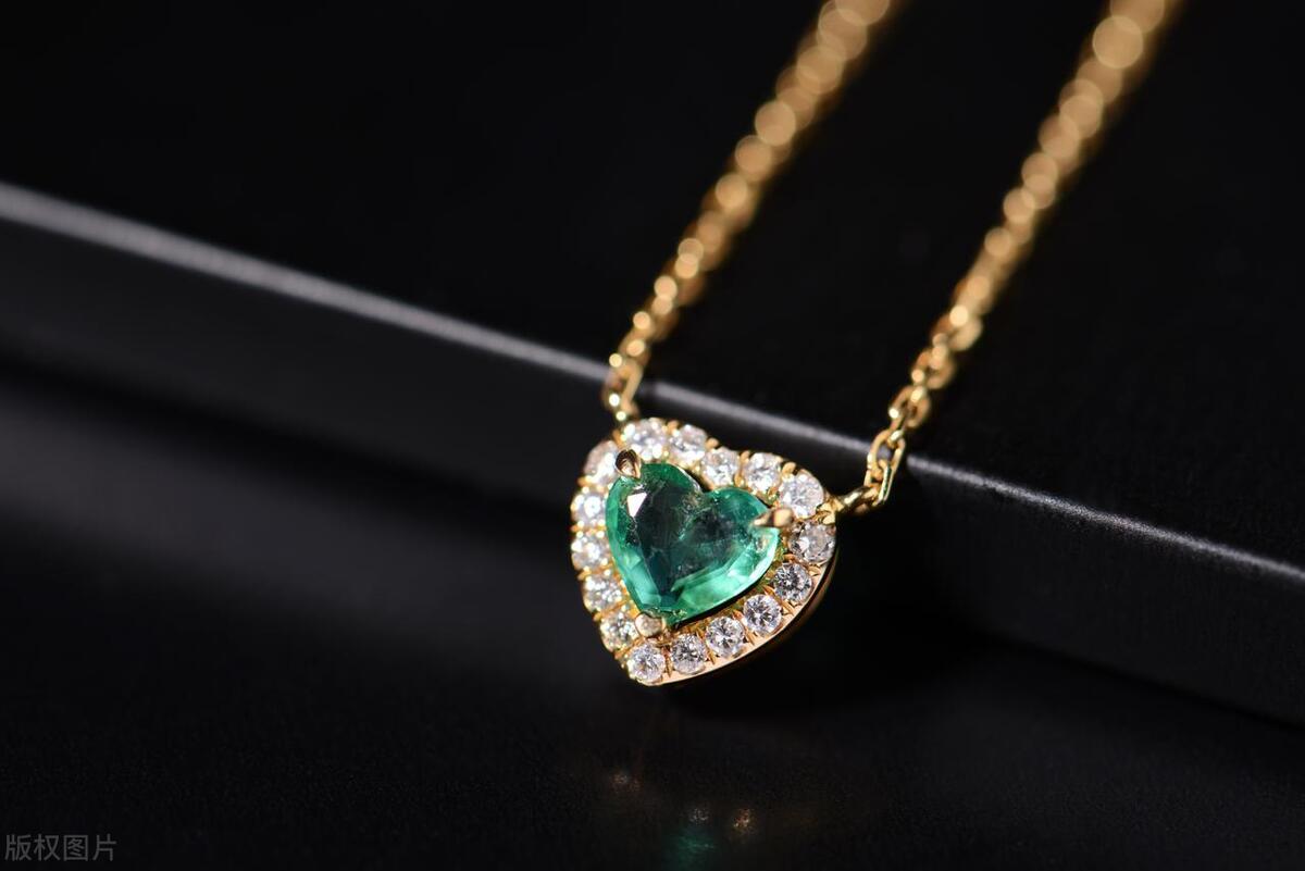 UC珠宝类目怎么申请开通？百度怎么直播卖珠宝？