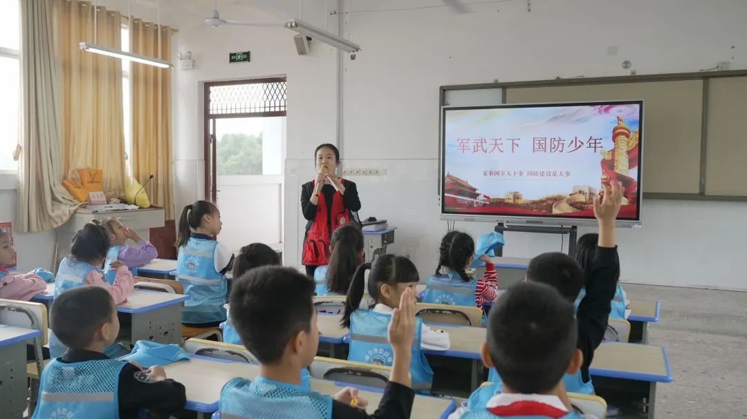 学习宣传贯彻*党**的二十大精神｜助力乡村振兴南宁公安在行动