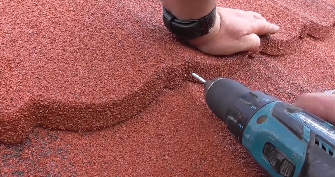 彩石金属瓦安装多少钱一平方,彩石金属瓦安装骨架