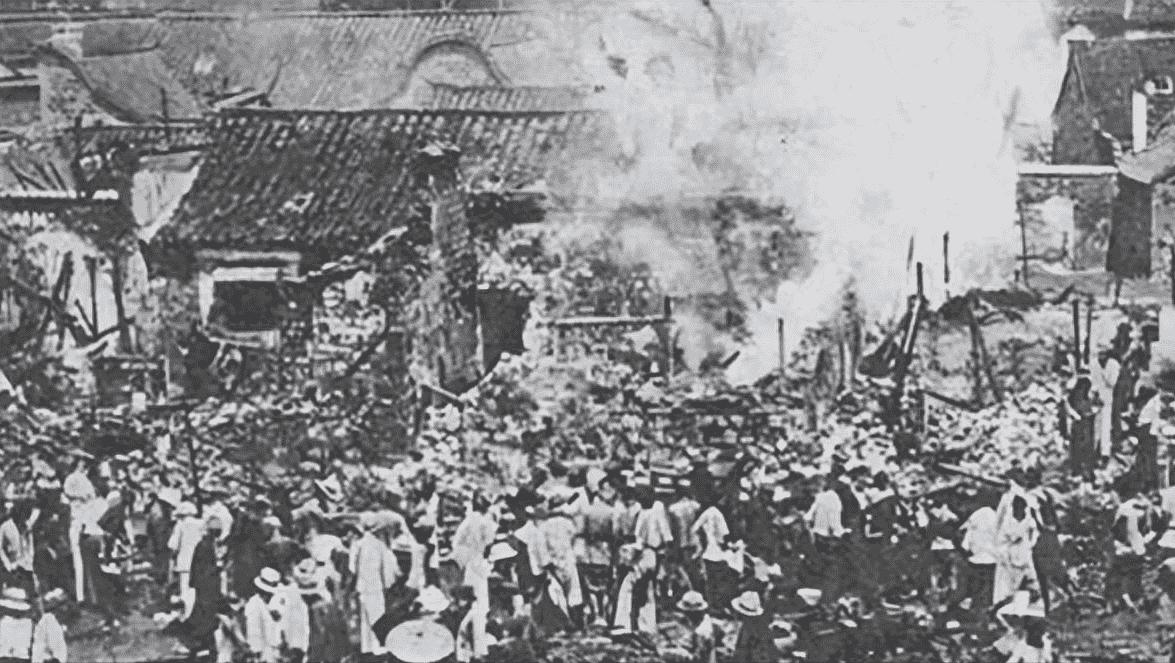 21张真实又罕见的老照片，阴毛假发工作者，我怀疑他用错地方了