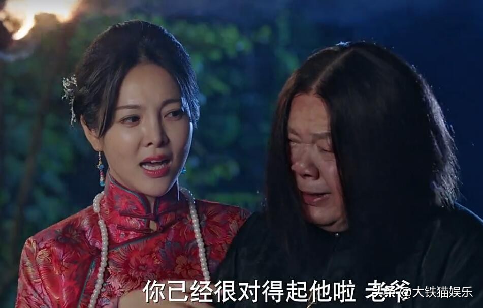 “荧幕女兵”的消亡史：蛇精脸、大浓妆，求你们别再*辱侮**战士了