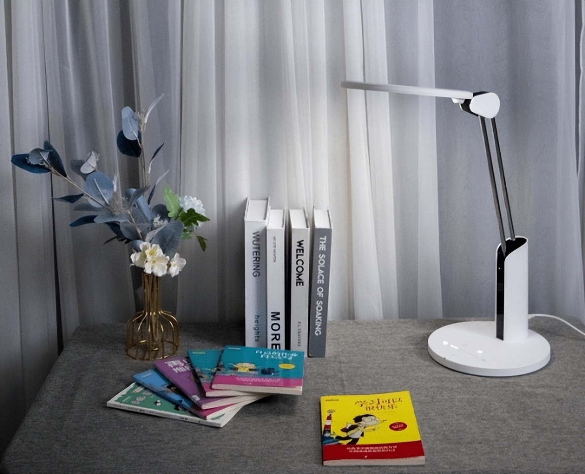 儿童护眼台灯最好的牌子,什么牌子的台灯护眼效果最好