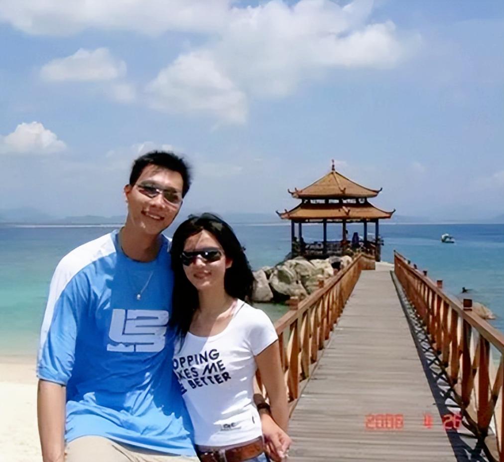 易建联娶老婆了吗,易建联身价上亿迎娶巴西宝贝